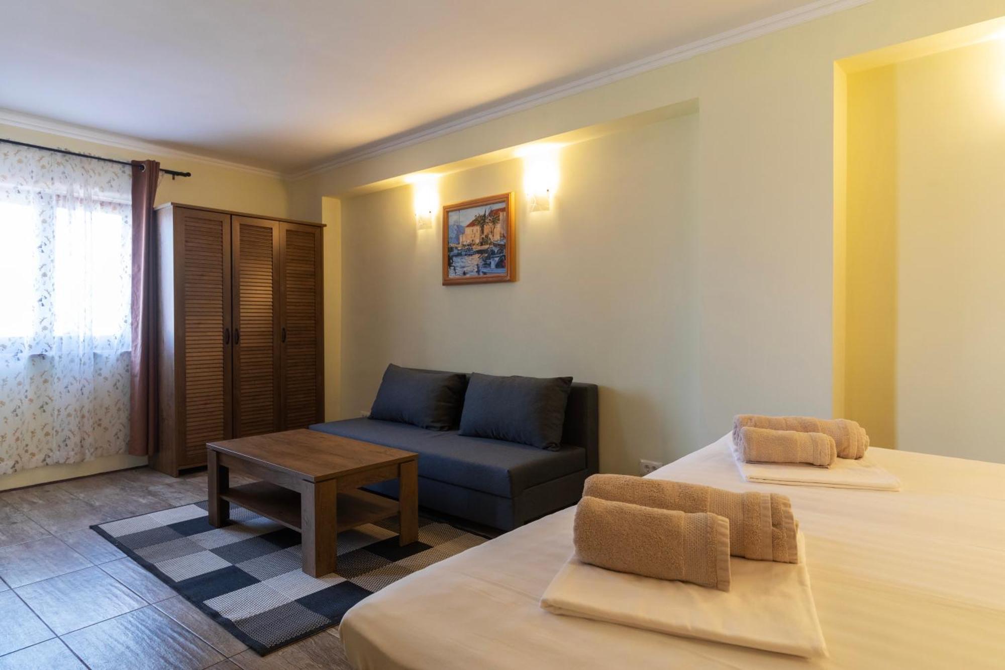 Taverna & Rooms Сутіван Екстер'єр фото